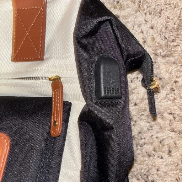 Diaper Bag/ Backpack with Charging Cable - Picture 2 of 9